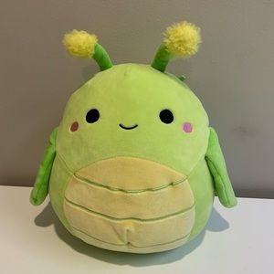 Pilar Grasshopper 8” Squishmallow